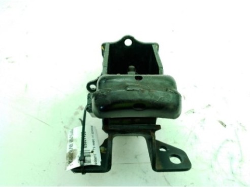 216114A100 SOPORTE MOTOR IZQ KIA SORENTO I (JC)|Desguaces La Cabaña