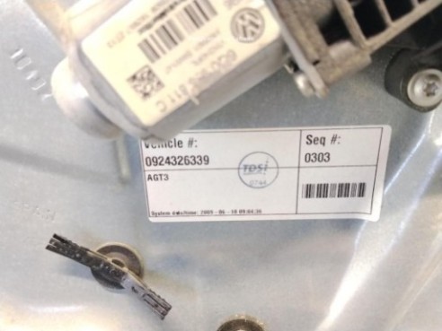 6Q4839461B ELEVALUNAS PUERTA LAT TRA IZQ VW POLO (9N_)|Desguaces La Cabaña