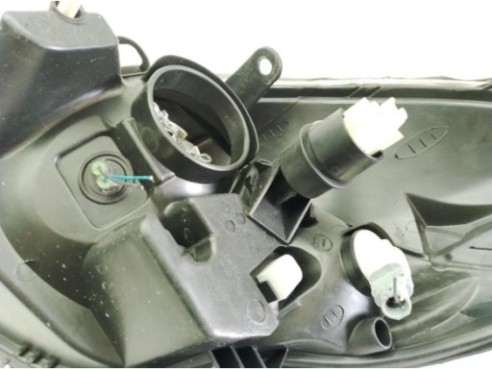 260104793R FARO DERECHO DACIA SANDERO|Desguaces La Cabaña