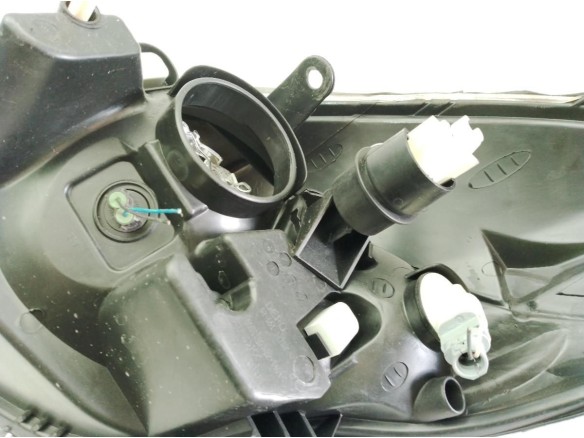 260104793R FARO DERECHO DACIA SANDERO|Desguaces La Cabaña