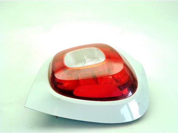   PILOTO TRA DER EXT SMART FORFOUR Fastback (453)|Desguaces La Cabaña