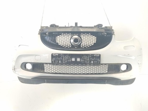 A45388096019999 PARAGOLPES DEL SMART FORFOUR Fastback (453)|Desguaces La Cabaña