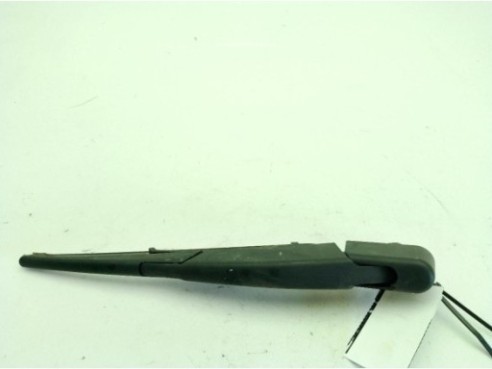 A4538240900 BRAZO LIMPIAPARABRISAS TRA PORTÓN SMART FORFOUR Fastback (453)|Desguaces La Cabaña