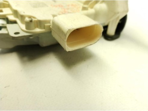 CERRADURA PUERTA LAT TRA IZQ AUDI A3 Sportback (8VA, 8VF)|Desguaces La Cabaña