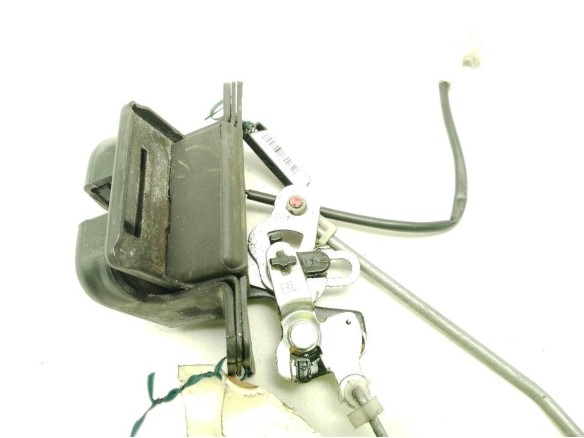 CERRADURA PORTON / TAPA MALETA KIA SORENTO I (JC)|Desguaces La Cabaña