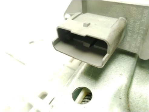 ELEVALUNAS PUERTA LAT TRA IZQ PEUGEOT 5008|Desguaces La Cabaña