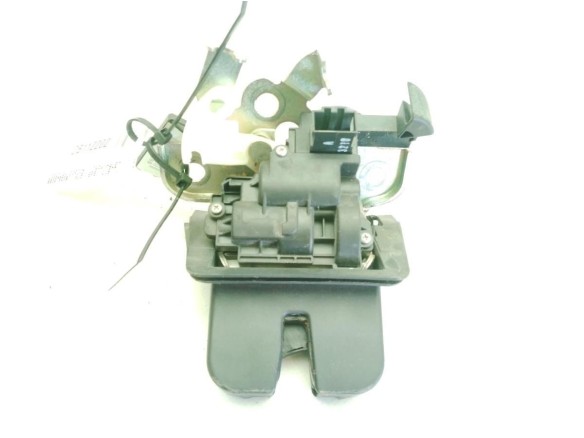 8R0827505A CERRADURA PORTON / TAPA MALETA SEAT IBIZA IV ST (6J8, 6P8)|Desguaces La Cabaña