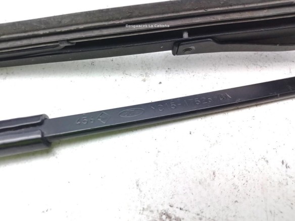 YC1517526DA BRAZO LIMPIAPARABRISAS DEL DER MITSUBISHI SPACE STAR Limusina (DG_A)|Desguaces La Cabaña