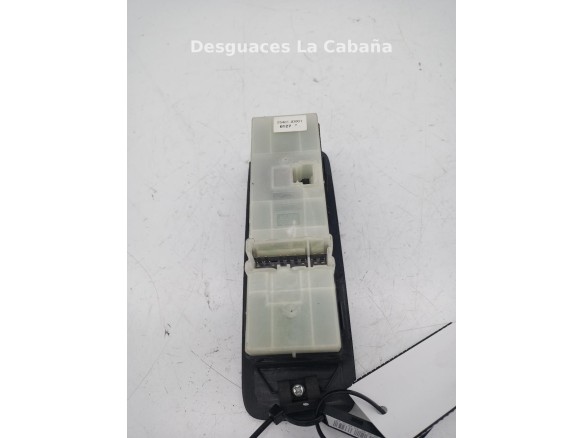   MANDO ELEVALUNAS PUERTA LAT DEL IZQ NISSAN QASHQAI / QASHQAI +2 I (J10, JJ10)|Desguaces La Cabaña