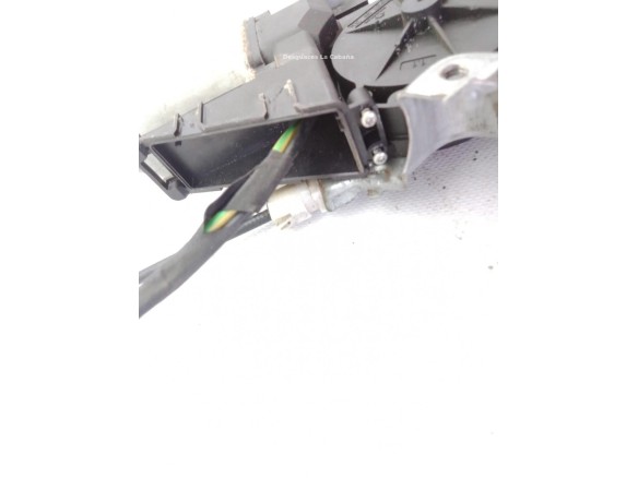 ELEVALUNAS PUERTA LAT DEL IZQ NISSAN NP300 NAVARA (D40)|Desguaces La Cabaña