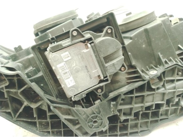 7701476941 FARO IZQUIERDO RENAULT LAGUNA II Grandtour (KG0/1_)|Desguaces La Cabaña