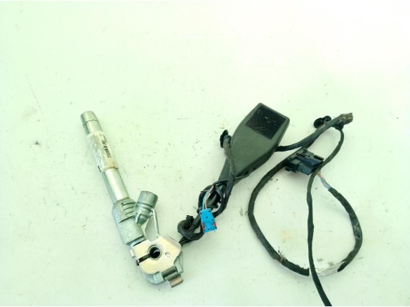 8200448858 ANCLAJE CINTURON DEL DER MERCEDES BENZ CITAN Combi (415)|Desguaces La Cabaña