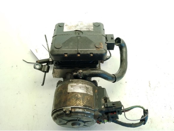 963671388000 BOMBA HIDRAULICA SUSPENSION CITROEN C5 II (RC_)|Desguaces La Cabaña