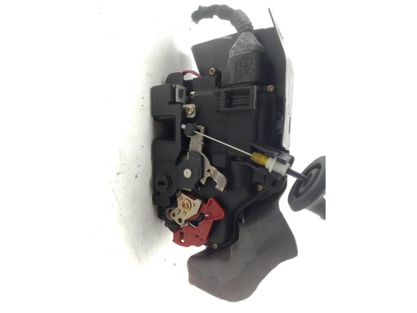 CERRADURA PUERTA LAT TRA DER AUDI A4 (8E2, B6)|Desguaces La Cabaña