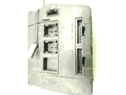 8200724363 CAJA FUSIBLES EXTERIOR (BSM) RENAULT MEGANE II (BM0/1_, CM0/1_)|Desguaces La Cabaña