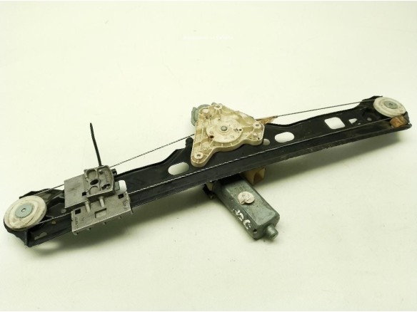 ELEVALUNAS PUERTA LAT TRA DER MERCEDES BENZ CLASE C (W203)|Desguaces La Cabaña