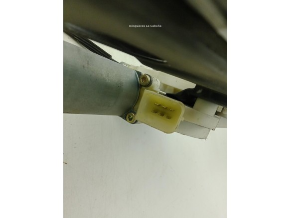 ELEVALUNAS PUERTA LAT DEL DER MERCEDES BENZ VANEO (414)|Desguaces La Cabaña
