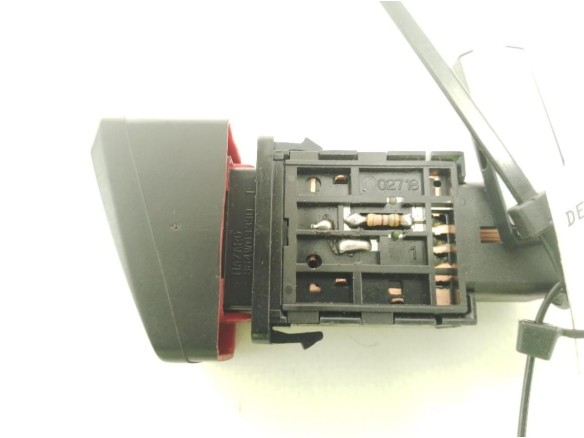 50411W INTERRUPTOR WARNING KIA CERATO Sedán (LD)|Desguaces La Cabaña