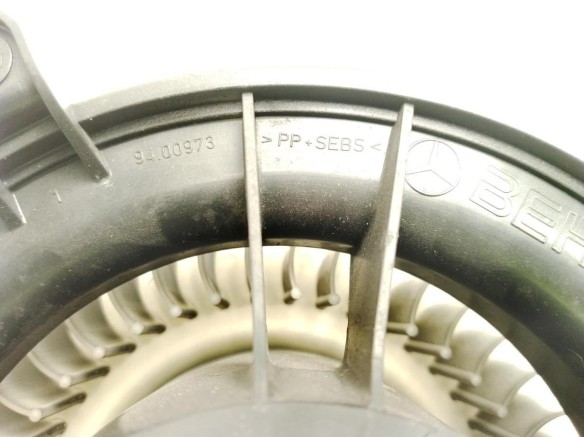 A2308210251 MOTOR CALEFACCION MERCEDES BENZ CLASE E (W211)|Desguaces La Cabaña