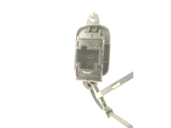 MANDO ELEVALUNAS PUERTA LAT TRA DER VOLVO V50 (545)|Desguaces La Cabaña