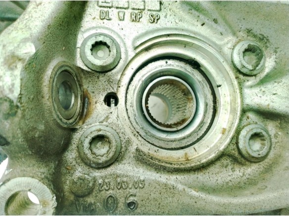 3C0407253F MANGUETA DEL IZQ VW PASSAT (362)|Desguaces La Cabaña