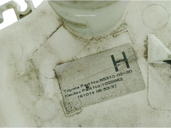 8531502490 BOTE LIMPIAPARABRISAS TOYOTA AURIS (_E18_)|Desguaces La Cabaña