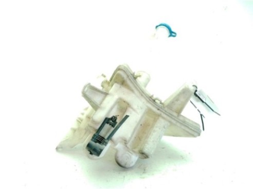 8531502490 BOTE LIMPIAPARABRISAS TOYOTA AURIS (_E18_)|Desguaces La Cabaña