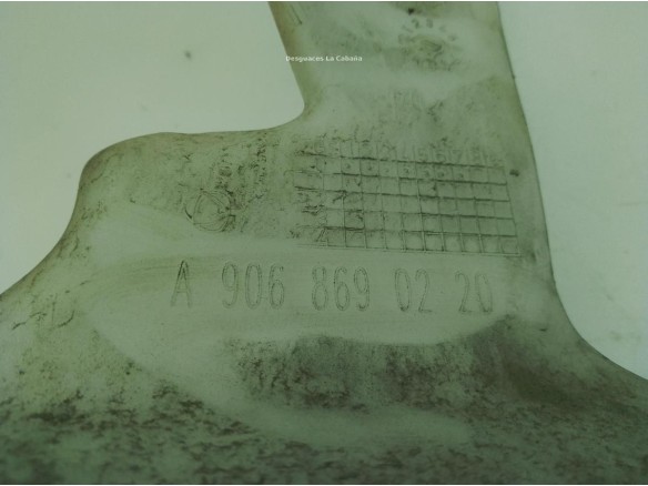 A9068690220 BOTE LIMPIAPARABRISAS MERCEDES BENZ SPRINTER 3-t Furgón (906)|Desguaces La Cabaña