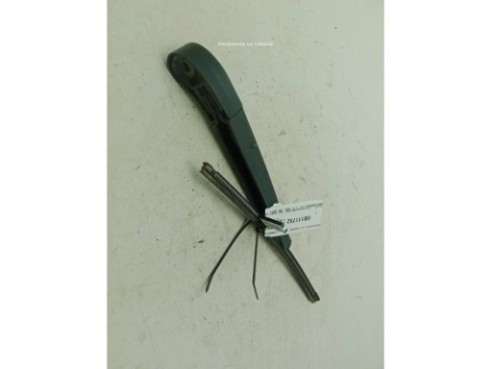 98811A2000 BRAZO LIMPIAPARABRISAS TRA PORTÓN KIA CEE'D (JD)|Desguaces La Cabaña