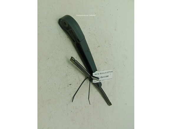 98811A2000 BRAZO LIMPIAPARABRISAS TRA PORTÓN KIA CEE'D (JD)|Desguaces La Cabaña