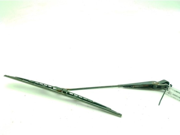   BRAZO LIMPIAPARABRISAS DEL IZQ IVECO DAILY II Furgón/ranchera familiar|Desguaces La Cabaña