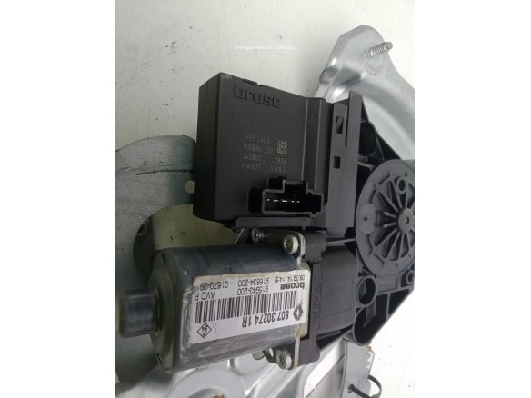 807205115R ELEVALUNAS PUERTA LAT DEL DER RENAULT SCENIC III (JZ0/1_)|Desguaces La Cabaña