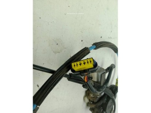 0000060681593 ELEVALUNAS PUERTA LAT DEL IZQ ALFA ROMEO GT (937_)|Desguaces La Cabaña