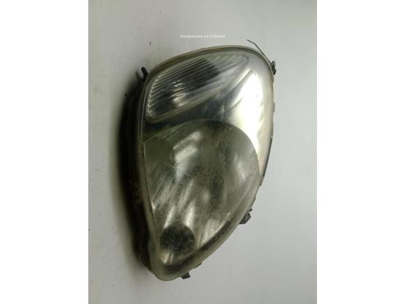 8111052340 FARO DERECHO TOYOTA YARIS (_P1_)|Desguaces La Cabaña