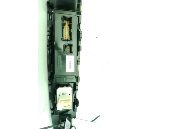 254114160R MANDO ELEVALUNAS PUERTA LAT DEL IZQ RENAULT KOLEOS II|Desguaces La Cabaña