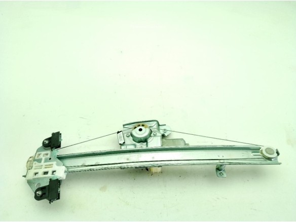 808639687R, 807218081R ELEVALUNAS PUERTA LAT DEL IZQ RENAULT KOLEOS II|Desguaces La Cabaña