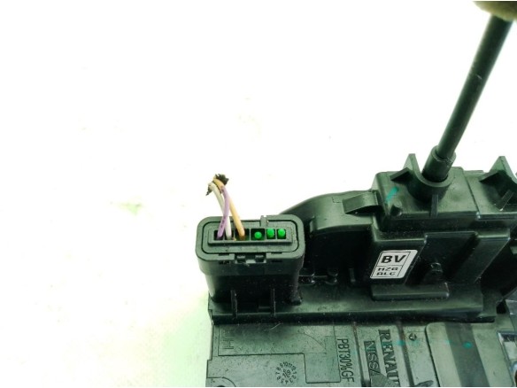 825030470R CERRADURA PUERTA LAT TRA IZQ RENAULT KOLEOS II|Desguaces La Cabaña