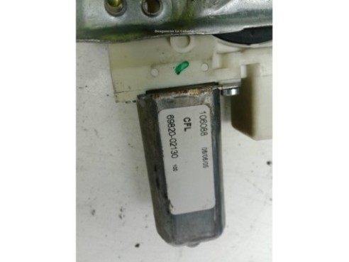 6982002120 ELEVALUNAS PUERTA LAT DEL IZQ TOYOTA COROLLA (_E12_)|Desguaces La Cabaña