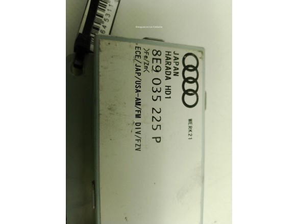 8E9035225P AMPLIFICADOR ANTENA AUDI A4 (8E2, B6)|Desguaces La Cabaña