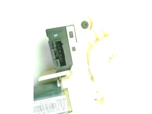 827010001R, 827310001r ELEVALUNAS PUERTA LAT TRA IZQ RENAULT LAGUNA III (BT0/1)|Desguaces La Cabaña