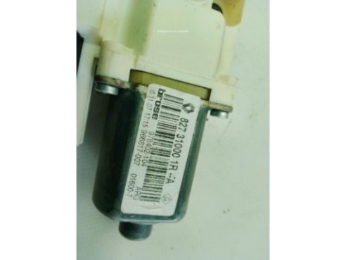 827010001R, 827310001r ELEVALUNAS PUERTA LAT TRA IZQ RENAULT LAGUNA III (BT0/1)|Desguaces La Cabaña