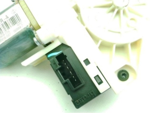 827000001R, 827300001R ELEVALUNAS PUERTA LAT TRA DER RENAULT LAGUNA III (BT0/1)|Desguaces La Cabaña