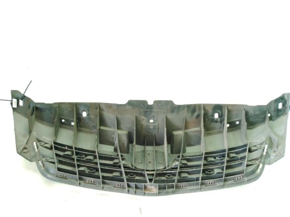 5310002190 REJILLA / CALANDRA TOYOTA COROLLA Sedán (_E15_)|Desguaces La Cabaña