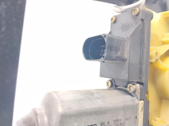 8L4839461 ELEVALUNAS PUERTA LAT TRA IZQ AUDI A3 (8L1)|Desguaces La Cabaña