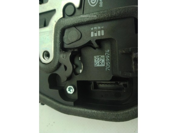 51217202146, 7059974 CERRADURA PUERTA LAT DEL DER BMW 3 (E90)|Desguaces La Cabaña