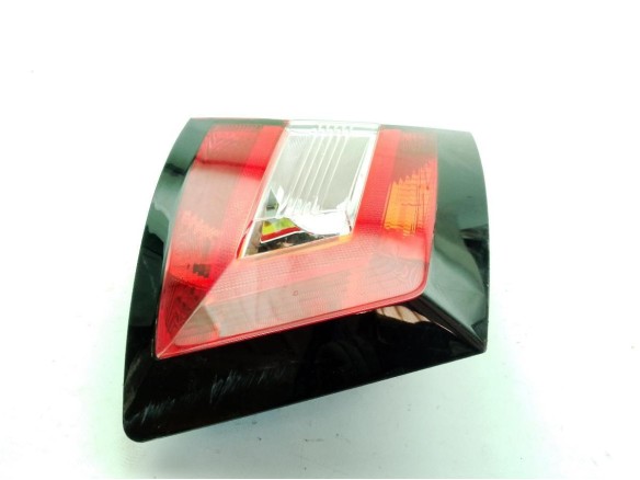 6V6945095 PILOTO TRA IZQ EXT SKODA FABIA III (NJ3)|Desguaces La Cabaña