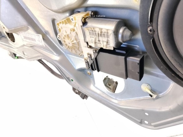 1M0837462A ELEVALUNAS PUERTA LAT DEL DER SEAT LEON (1M1)|Desguaces La Cabaña