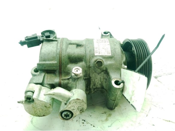 5K0820803K COMPRESOR AA VW POLO (6R1, 6C1)|Desguaces La Cabaña