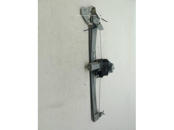 807217929R ELEVALUNAS PUERTA LAT DEL IZQ DACIA LODGY|Desguaces La Cabaña