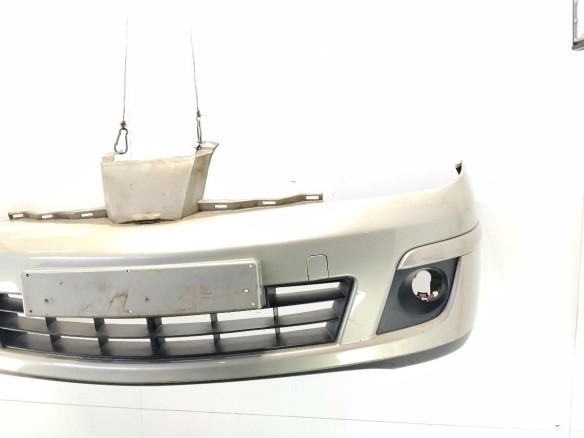   PARAGOLPES DEL NISSAN TIIDA Fastback (C11)|Desguaces La Cabaña